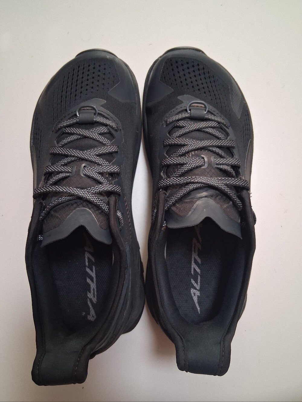 Altra Olympus 5 Black/Grey Women's Trail Running Shoe * Size: 8.5 - Picture 6 of 9
